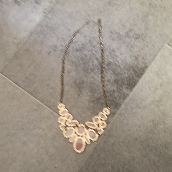 Claires - Picture 8 of 10